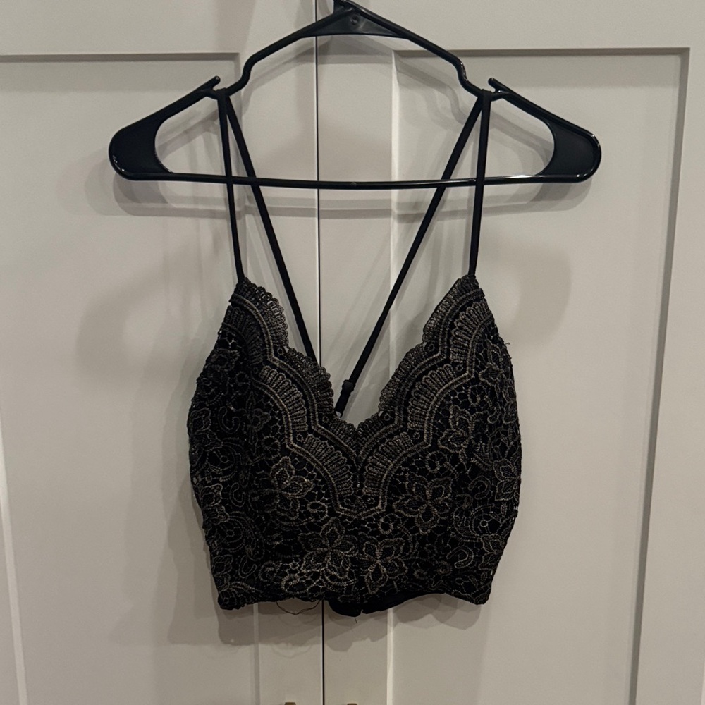 Intu Black Lace Strappy Crop Top Size Medium